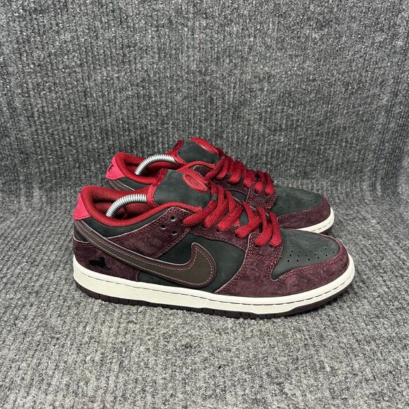 Nike SB Dunk Low Riot Skateshop Mahogany Dark Beetroot Mens Size 7 FZ1289-200 - Picture 1 of 8